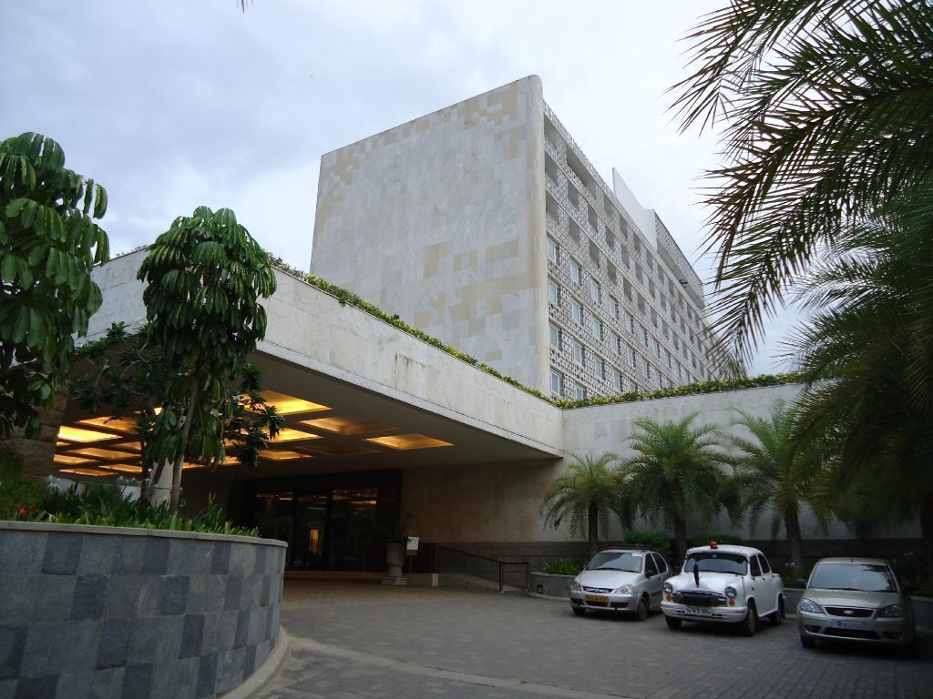Entrance to Taj Coromandel, home to Southern Spice